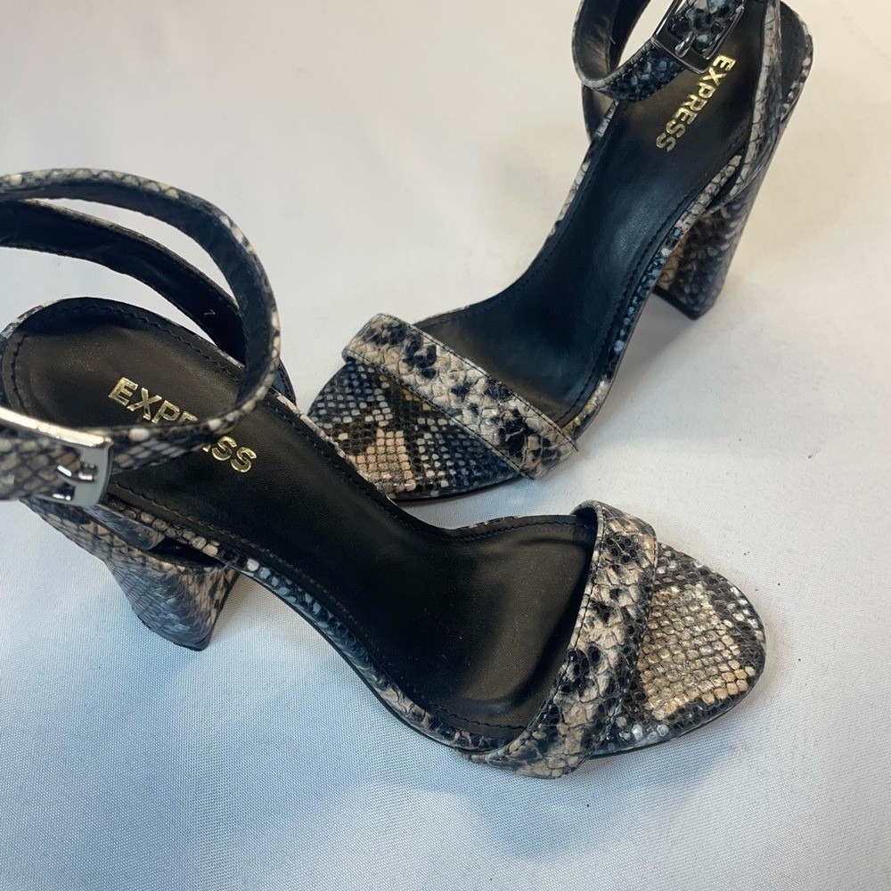 Express Snakeskin Print‎ Block Heels Ankle Strap Sandals Women